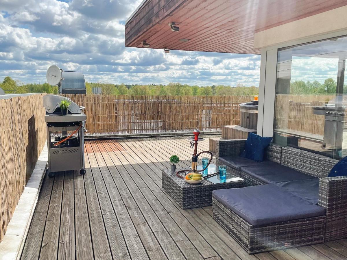 Skyhouse Riga Lux Penthouse & Spa Экстерьер фото